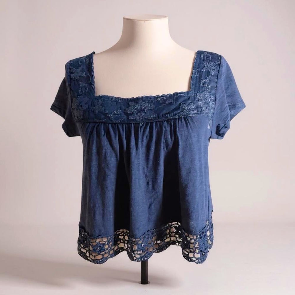 NWT Aeropostale Blue Short Cropped Top Embellished Blouse Sz Medium 100% Cotton